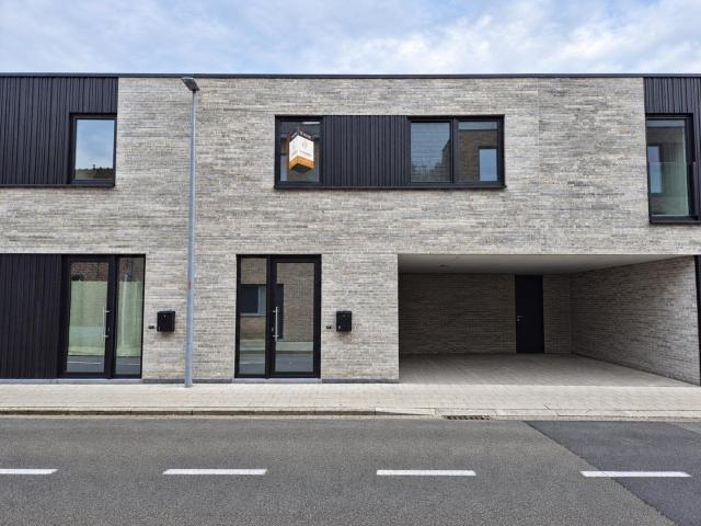 Nieuwbouwwoning met vier slaapkamers