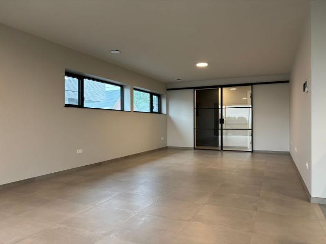 Nieuwbouwwoning met 3 slaapkamers, dressing en polyvalente ruimte
