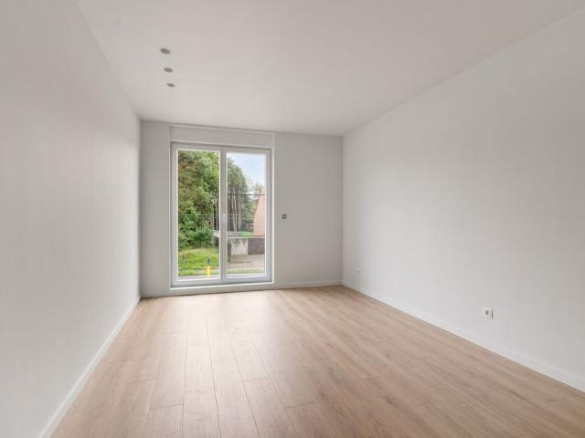 Nieuwbouwwoning met 3 slpk, 2 badkamers en tuin