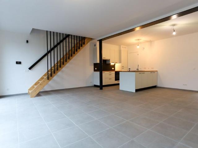 Nieuwbouwwoning met 3 slpk en parking