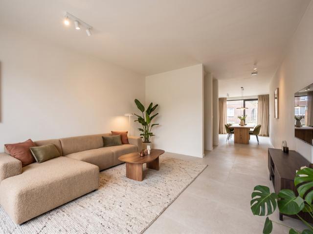 Nieuwbouwwoning met 4 slpks en tuin nabij Nieuwe Kaai