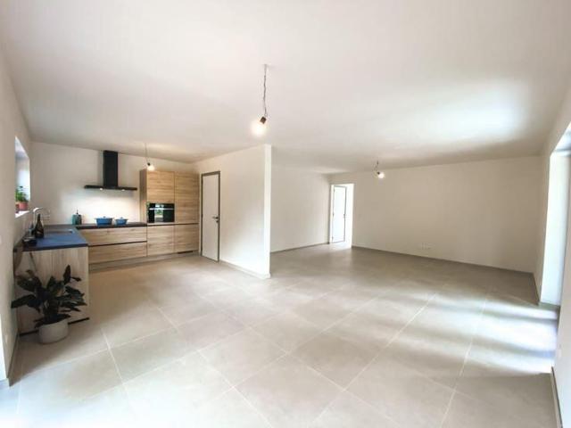 Nieuwbouw appartement klasse A+ /1e gebruik