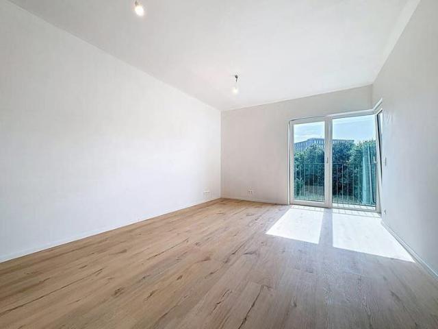 Nieuwbouw appartement met staanplaats op top locatie in Gent