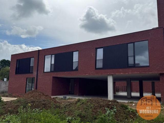 Nieuwbouw appartement met 1 slpk, terras en autostaanplaats