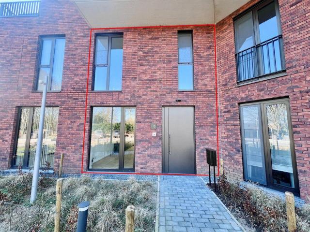 Nieuwbouw duplex appartement met 3 slaapkamers en tuin