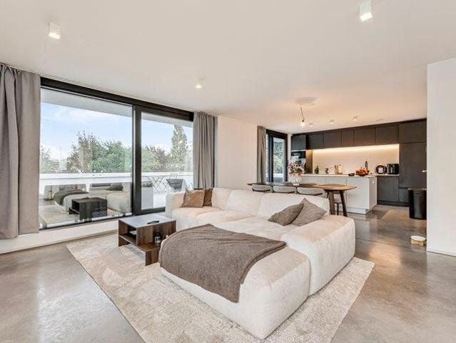 Nieuwbouw prachtig appartement