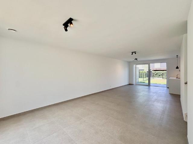 Nieuwbouw woning met 3 slaapkamers en tuin