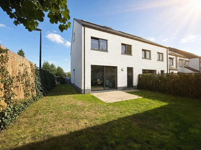 Nieuwbouw woning met drie slaapkamers