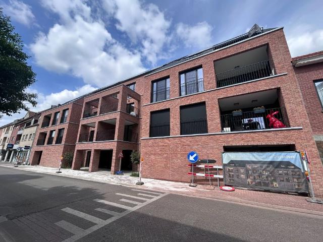 Nieuwbouwapp. met 2 slpks met een terras te Diepenbeek