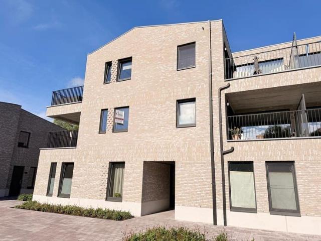 Nieuwbouwappartement te huur – rustig gelegen aan de rand.