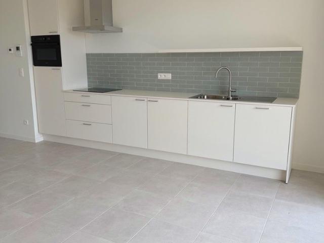 Nieuwbouwappartement met 1 SLPK, autostaanplaats & ruim terras