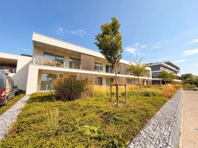 Nieuwbouwappartement met 2 slaapkamers en terras