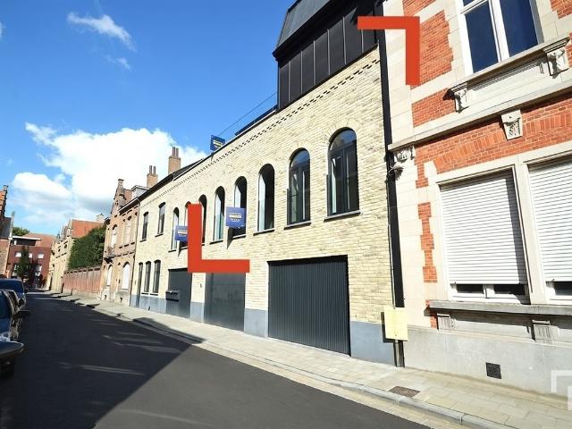 Nieuwbouwappartement met staanplaats in centrum Ieper