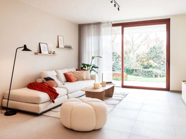 Nieuwbouwappartement met tuintje huren in centrum Roeselare