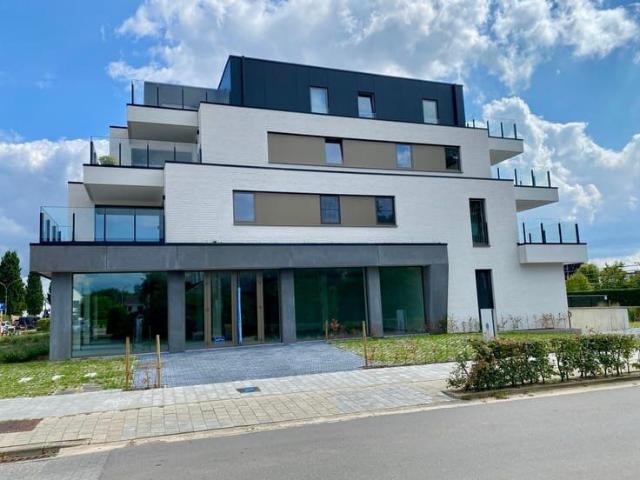 Nieuwbouwpenthouse op TOPlocatie – 1SLPK en autostaanplaats