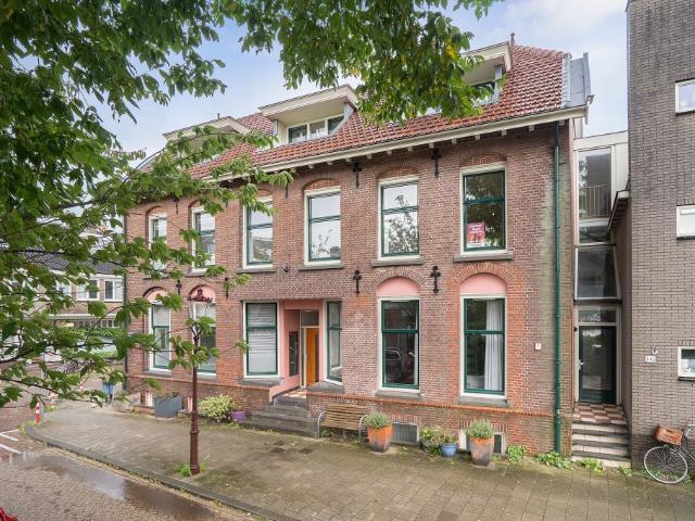 Nieuwendammerdijk, Amsterdam