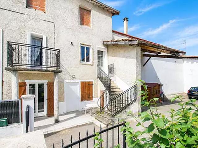 Niévroz 01120 Achat / Vente maison 5 pièces t5 au dernier étage