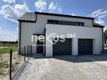Dom bliźniak z pompą ciepła i dużą działką 400 m2