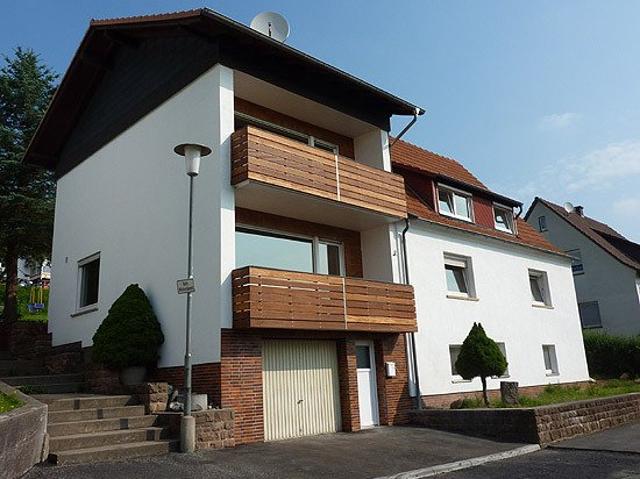 Niederaula, 4 ZKB, DG,110m² + Balkon+Garten