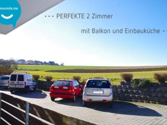 Niederfrohna • 2 Raum • Balkon • Einbauküche • Blick ins Grüne • Laminat • Abstellraum • zur Miete!