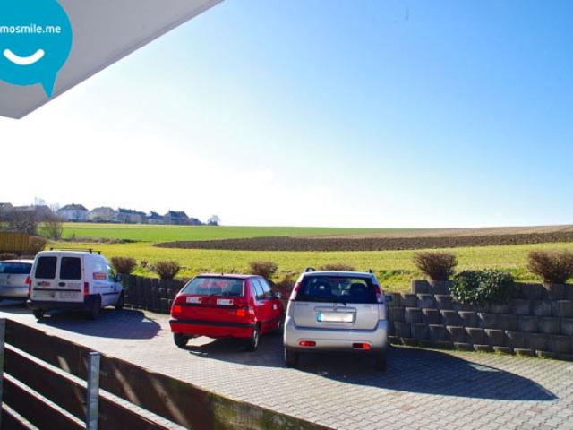 Niederfrohna • 2 Raum • Balkon • Einbauküche • Blick ins Grüne • Laminat • Abstellraum • zur Miete! ID: 1829