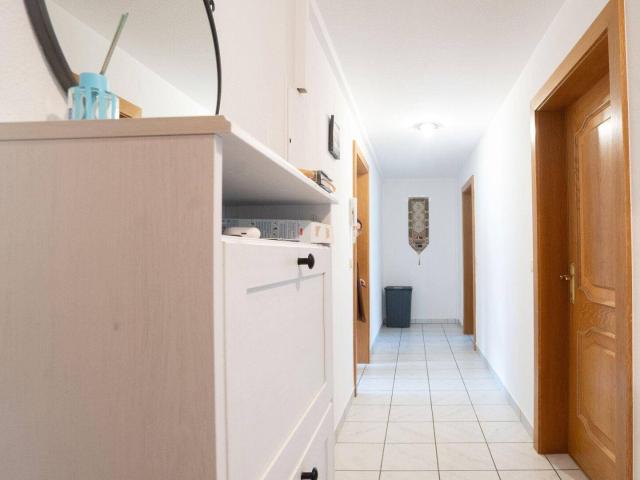 Niederkappel: Helle 3 Zimmer Eigentumswohnung mit Loggia im 1. Obergeschoss zu kaufen