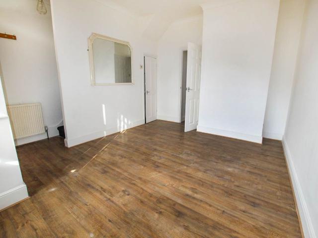 Nield Road, Hayes, Middlesex UB3, 3 bed property to rent, £2,400 pcm | PrimeLocation