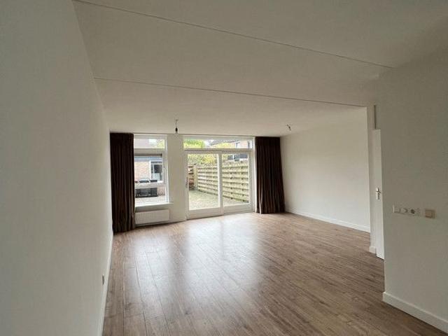 Nienhuis Ruyskade 37
