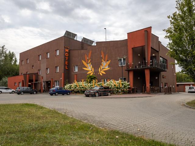 Sprzedam obiekt z hotelem i salą bankietową 2,9 ha w Piotrkowie