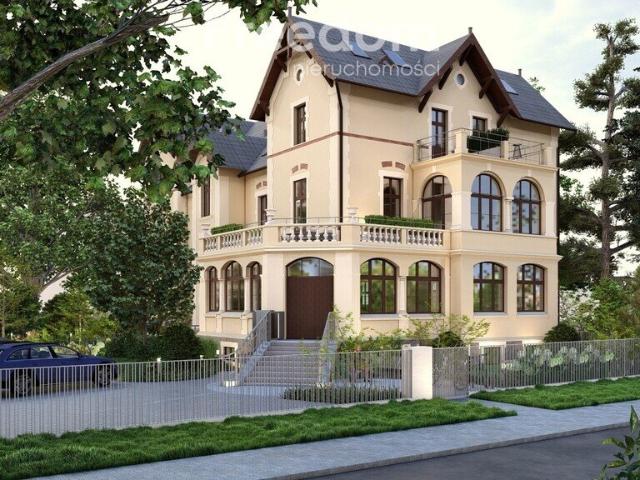 Willa z pozwoleniem na przebudowę 1019 m² zapraszam