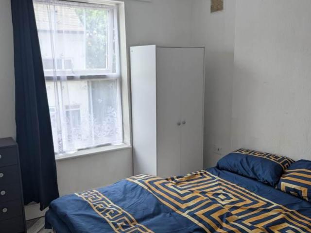 Nigel Road, Birmingham B8 4 bed house of multiple occupation to rent £900 pcm £208 pw