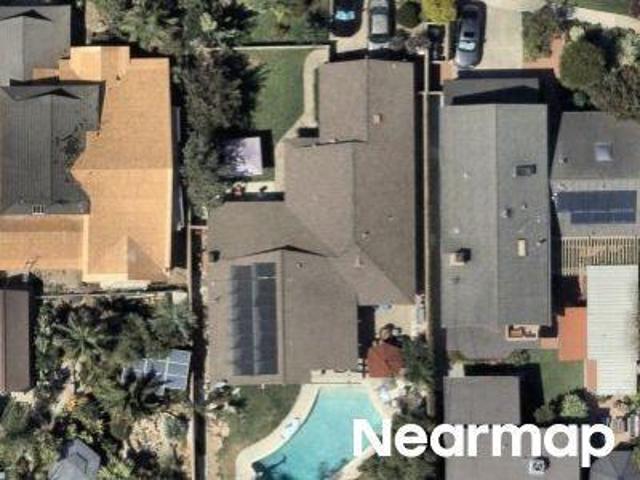 Nightingale Ave