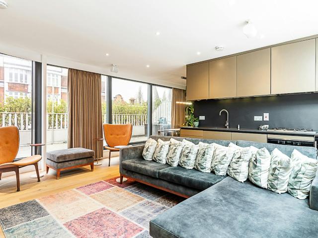 Nightingale House, 1, 3, 5, 7 Fulham High Street, London, SW6 3LQ, United Kingdom | 3 bed apartment for rent #164753802 | Rentberry