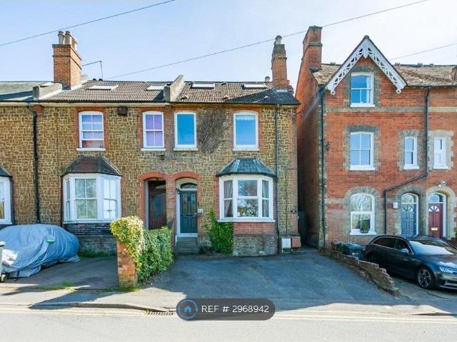 Nightingale Road, Guildford GU1, 2 bed flat to rent, £1,900 pcm | PrimeLocation
