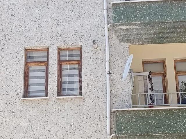 Niksar Vizyon Group Emlaktan Şehir Merkezinde 2+1 Geniş Kiralık Daire