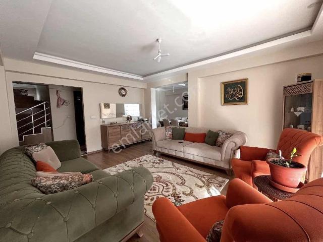 Nilüfer Çalı Mahallesi Site İçinde Teraslı 4+1 Dubleks Daire