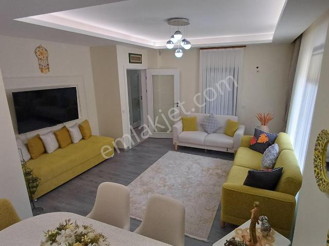 Nilüfer Çalı Gümüşlük Niş Sitede Lüks Yapım 2+1 Ebeveyn Banyolu