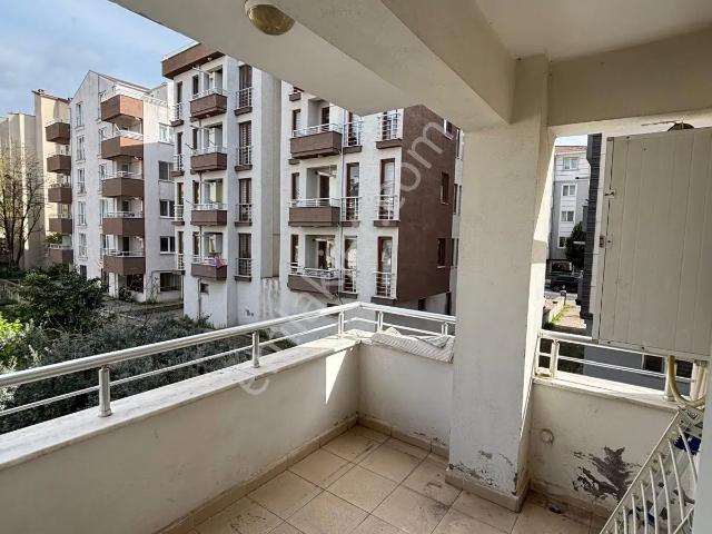 Nilüfer Dumlupınar'da Eşyalı Ve Balkonlu 2+1 Kiralık Daire