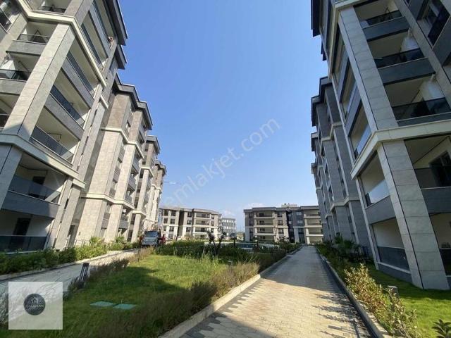 Nilüfer Doğanköy Private 3+1 Kiralık Bahçe ara üst Kat Daireler