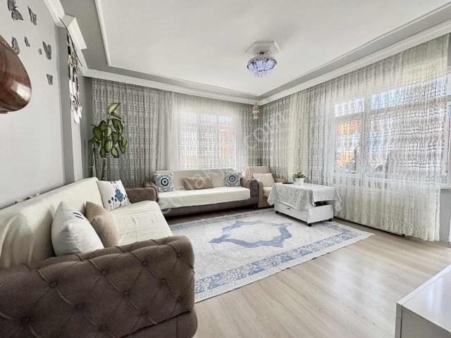 Nilüfer Emlak'tan Çift Balkonlu 95m2 Krediye Uygun 2+1 Daire