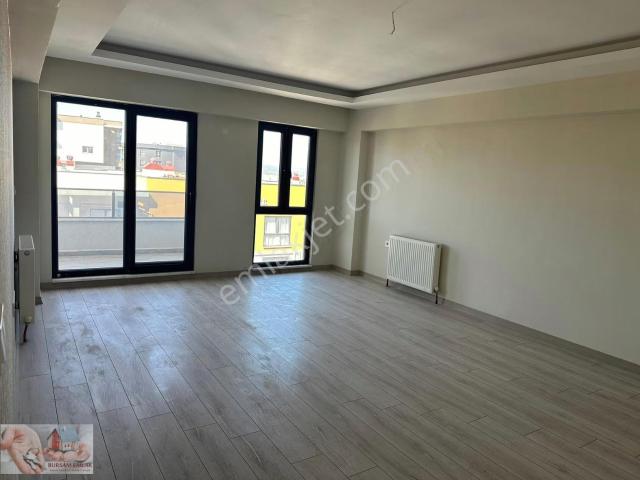 Nilüfer Esentepe'de 3+1 Oba 1 Sitesi'nde Satılık Daire