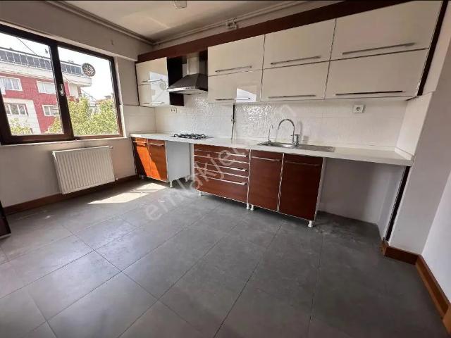 Nilüfer İhsaniye’de 300 M² Brüt 5+1 Teraslı, Şehir Manzaralı Kiralık Daire