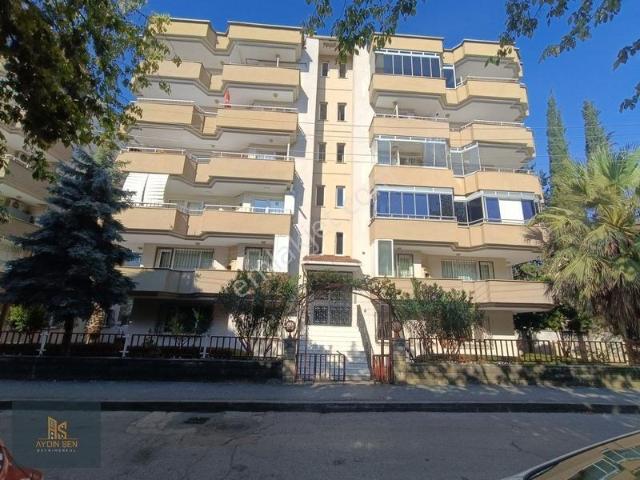 Nilüfer İhsaniye De Merkezi. Konumda Kiralık 4+1 Geniş Daire