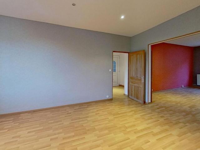 NILVANGE – APPARTEMENT 4 PIÈCES DE 86 M² AVEC CAVE ET GARAGE