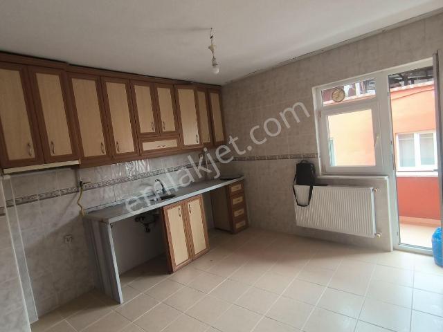 Nilvesten Maltepe Mh.de Kiralık Temiz Büyük 3+1 Daire