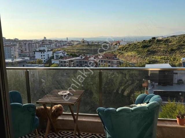 Nil Karkin'den Satılık Tripleks Villa
