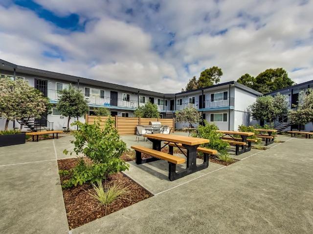 Niles Station Studio Apartment for Rent at 38416 Mission Blvd, Fremont, CA 94536 Canyon Heights Vallejo Mills