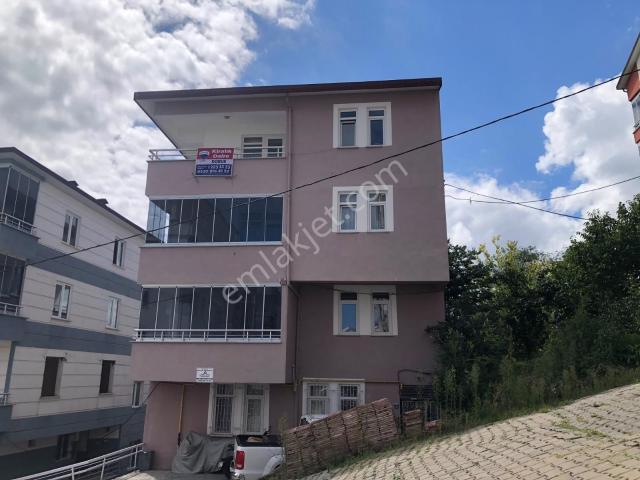Nizamettin Mahallesinde Şehir Manzaralı Geniş 3+1 Kiralık Daire