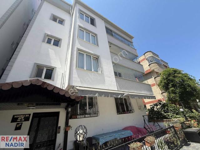Nizamiye Mahallesinde Deniz Kale Ve Doğa Manzaralı 3+1 Satılık