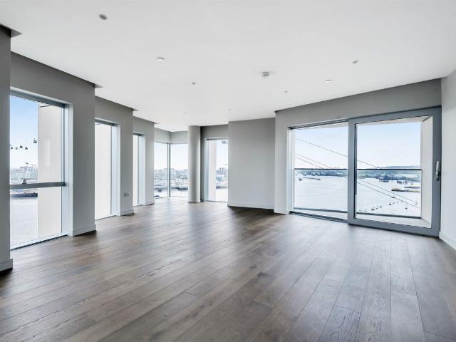 No.5, Upper Riverside, Cutter Lane, Greenwich Peninsula SE10, 3 bed flat to rent, £3,800 pcm | PrimeLocation